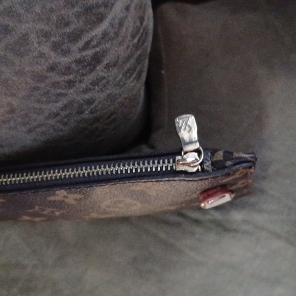 LV med size money purse - Picture 6 of 6